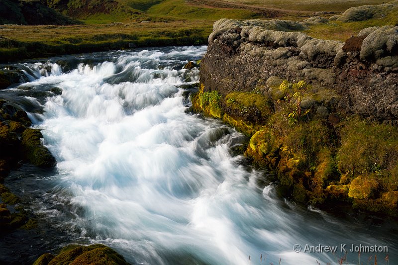 0811_7D_7952.jpg - Mountain stream at Graenfjall, Iceland