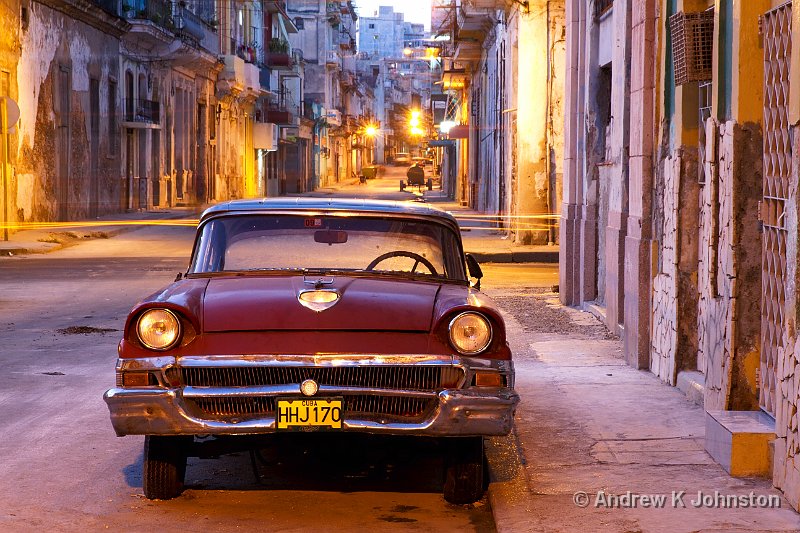 1110_7D_2644.JPG - Old car in Havana before sunrise