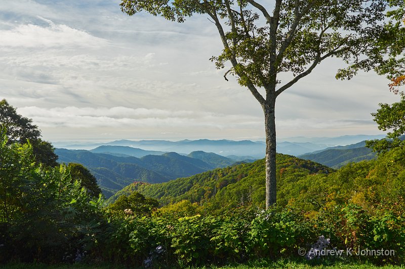0914_GH4_1030805.JPG - View of the Smoky Mountains from the Blue Ridge Parkway