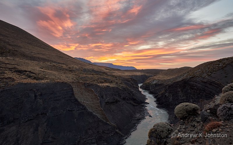 230218_G9_1058042_HDR.jpg - Canyon of the Las Vueltas River