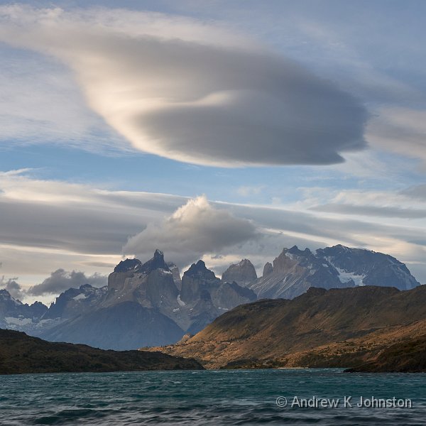 230219_G9_1058271.jpg - Lenticular clouds over the Torres del Piane