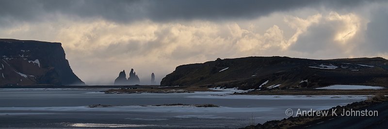 240220_G9ii_1003392.jpg - View of Vik Sea Stacks from Loftsalir