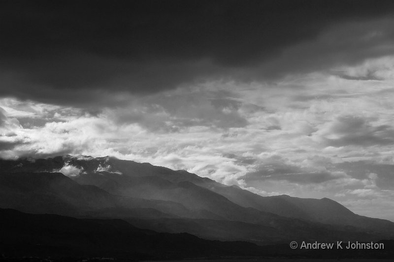 1010_7D_2192.jpg - Clouds gathering over the coastline, Crete